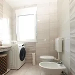 Monteci 2052 Дом отдыха