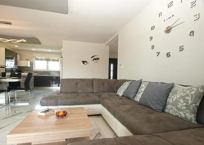 Hébergement de vacances Monteci 2052 *