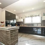 Casa vacanze Monteci 2052 *