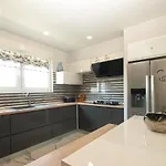 Monteci 2052 *