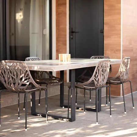 Monteci 2052 بيت للعطل *